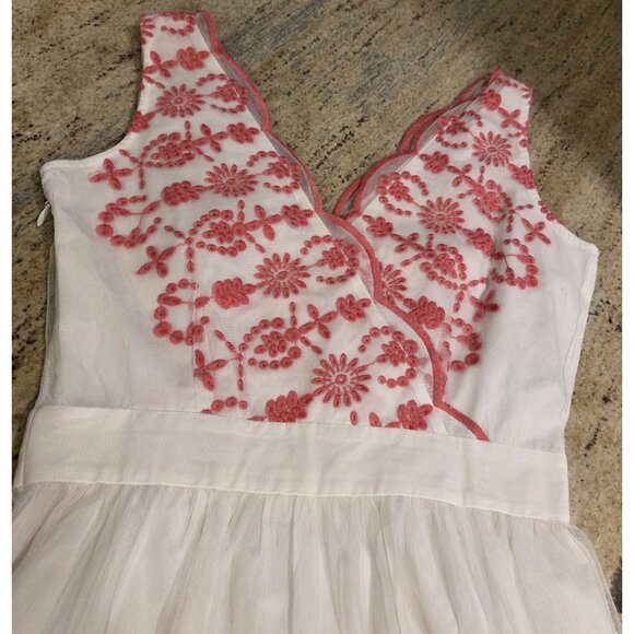 Garnet Hill Size Sz 2 Lacey Overlay Dress Sheer Sleeveless Mini Embroidered Pink - Picture 11 of 14